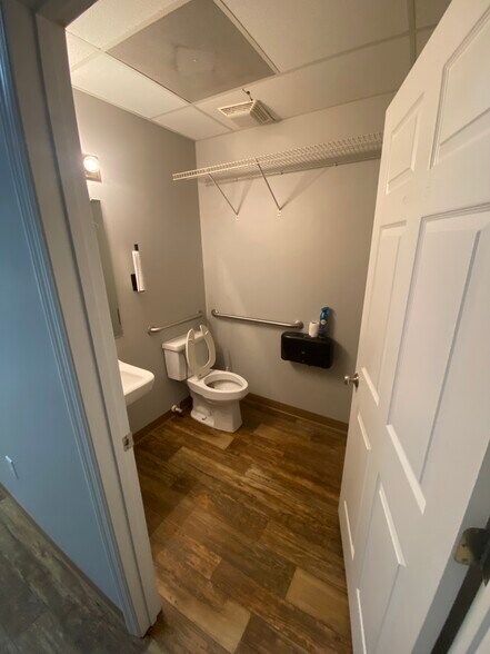 More Photos Of 668 Marina Dr, Charleston Medical For Sale