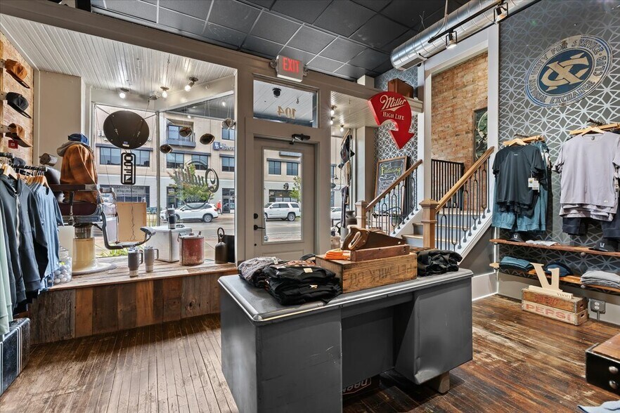 More Photos Of 104 S Leroy St, Fenton Storefront Retail Residential For Sale
