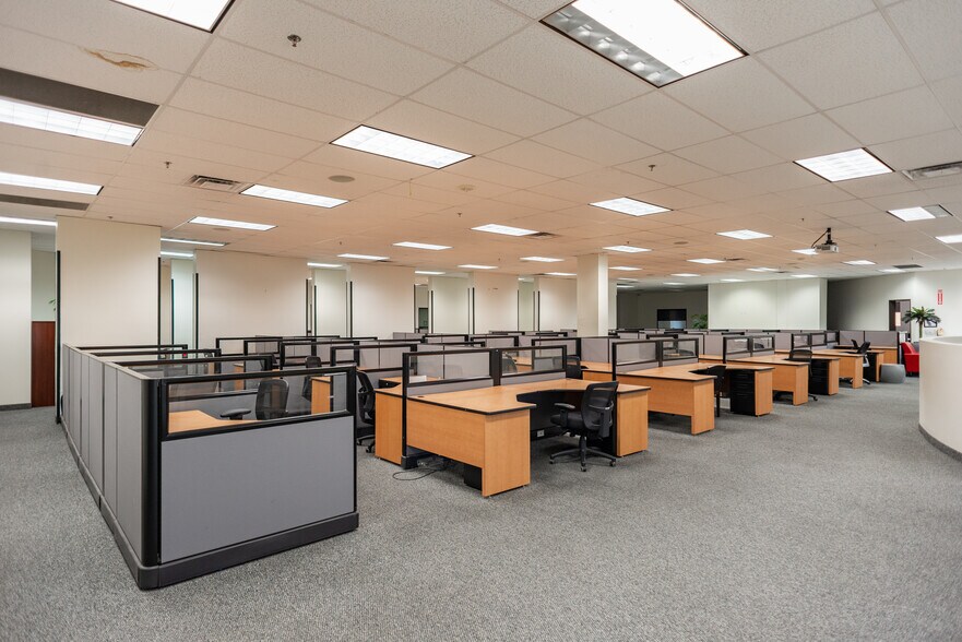 More Photos Of 311 E Warm Springs Rd, Las Vegas Office For Lease