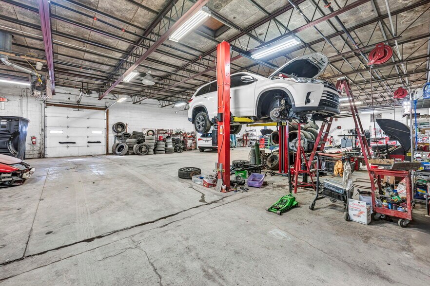 More Photos Of 1025 E Fifth Ave, Columbus Warehouse For Lease