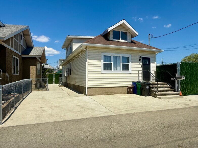 More Photos Of 10 3rd St, Rosedale Land For Lease