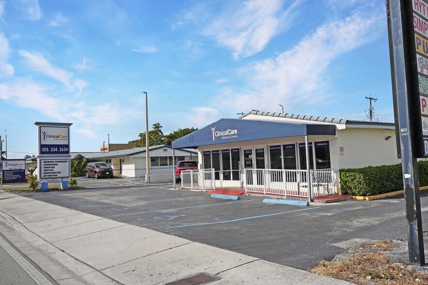 More Photos Of 9601 SW 40th St, Miami Medical For Lease
