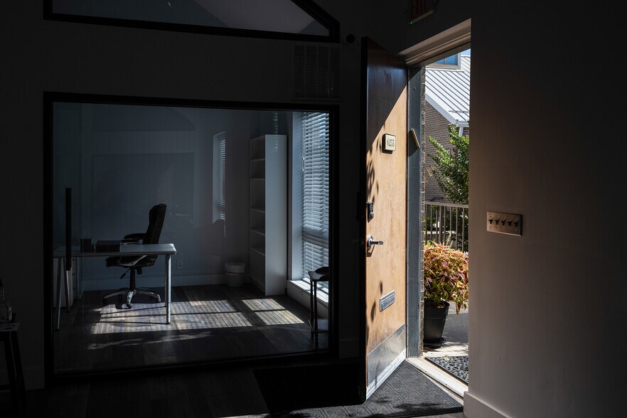 More Photos Of 6255-6265 Executive Blvd, Rockville Office For Sale