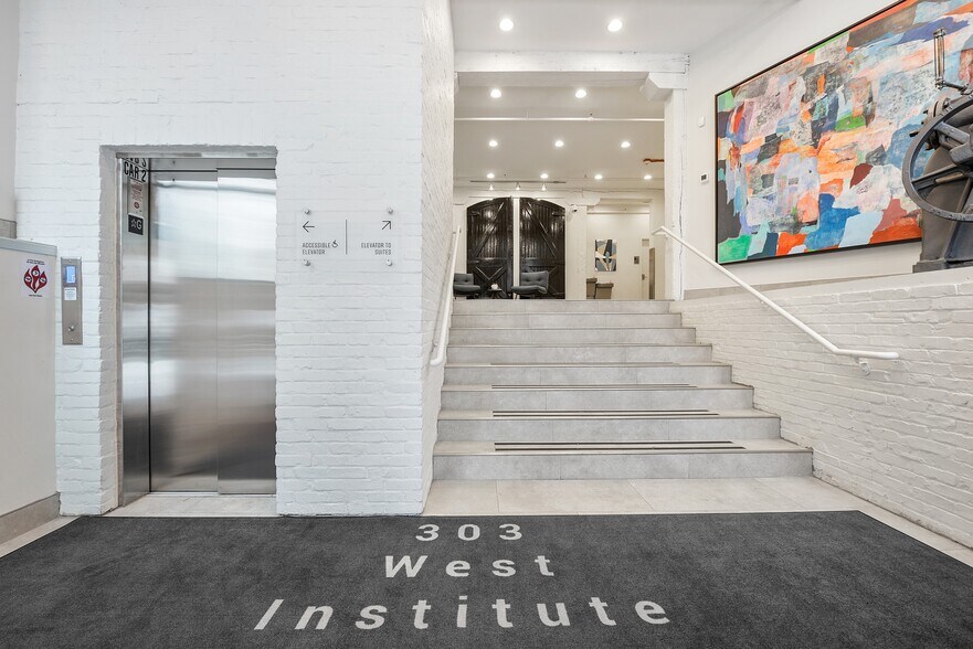 More Photos Of 303 W Institute Pl, Chicago Medical For Lease