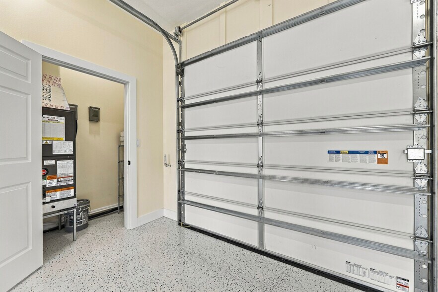 More Photos Of 1228 S Hopkins Ave, Titusville Office For Sale
