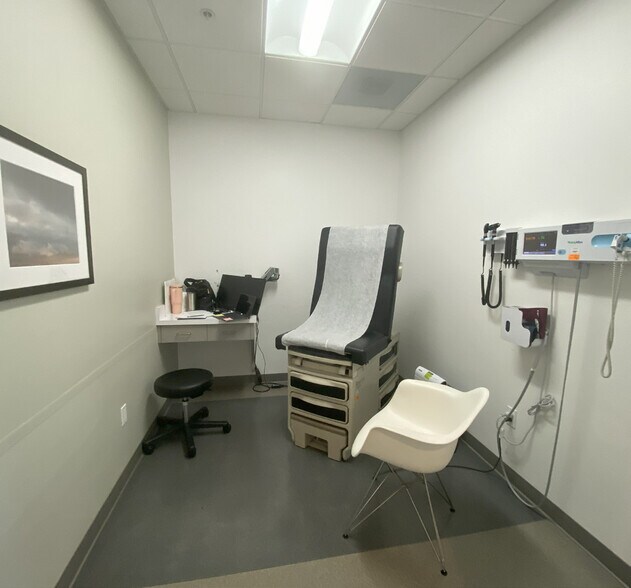More Photos Of 1600 Market St, San Francisco Apartments For Lease