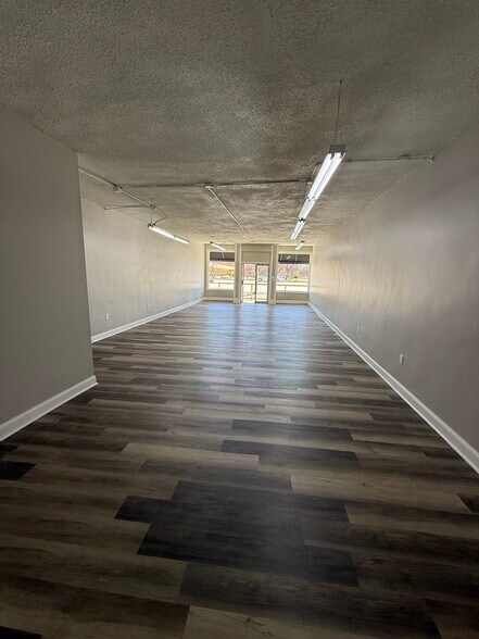 More Photos Of 1823-1841 Wade Hampton Blvd, Greenville Unknown For Lease