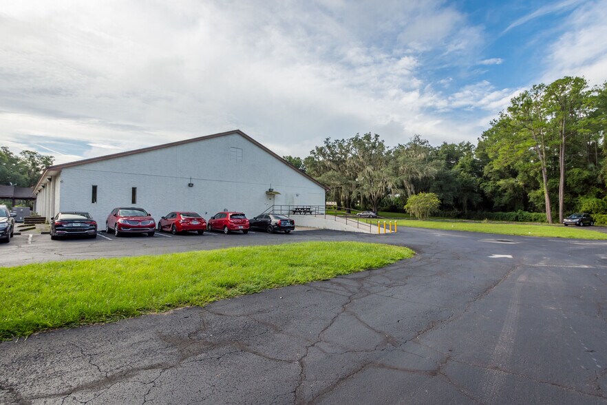 More Photos Of 5431 E Silver Springs Blvd, Silver Springs Office For Lease