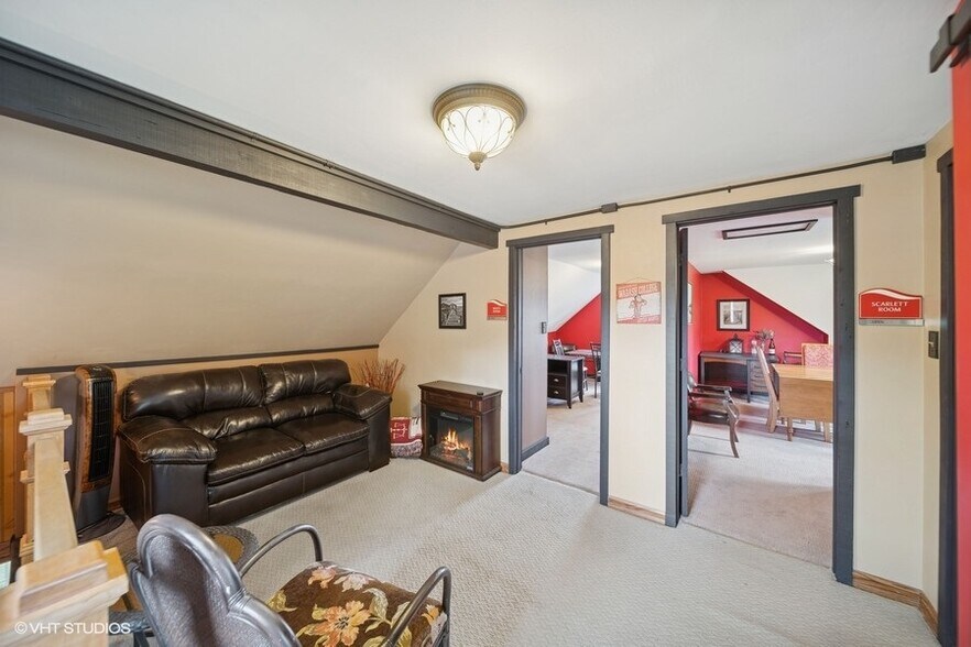 More Photos Of 6382 Central Ave, Portage Office For Sale