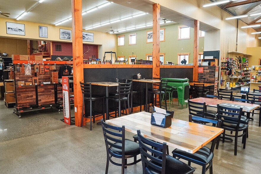 More Photos Of 50 N 2nd E, Soda Springs Convenience Store For Sale