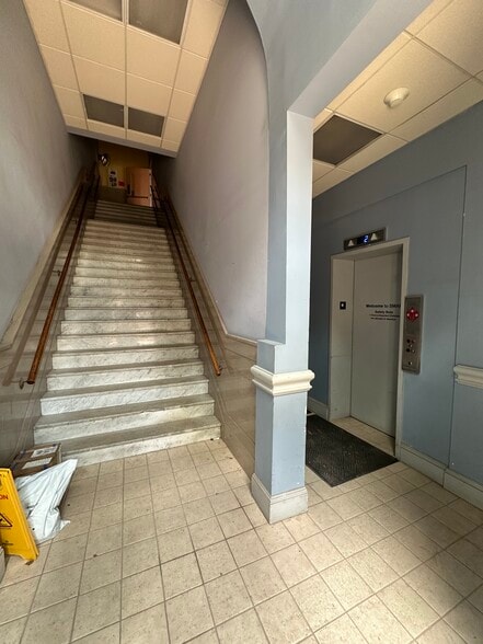 More Photos Of 2-30 South Park St, Montclair Storefront Retail Office For Lease