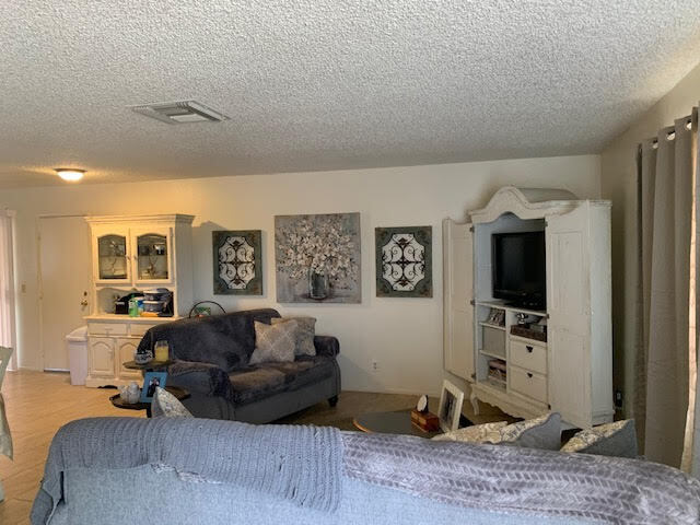 More Photos Of 14015 Spruce St, Hesperia Apartments For Sale