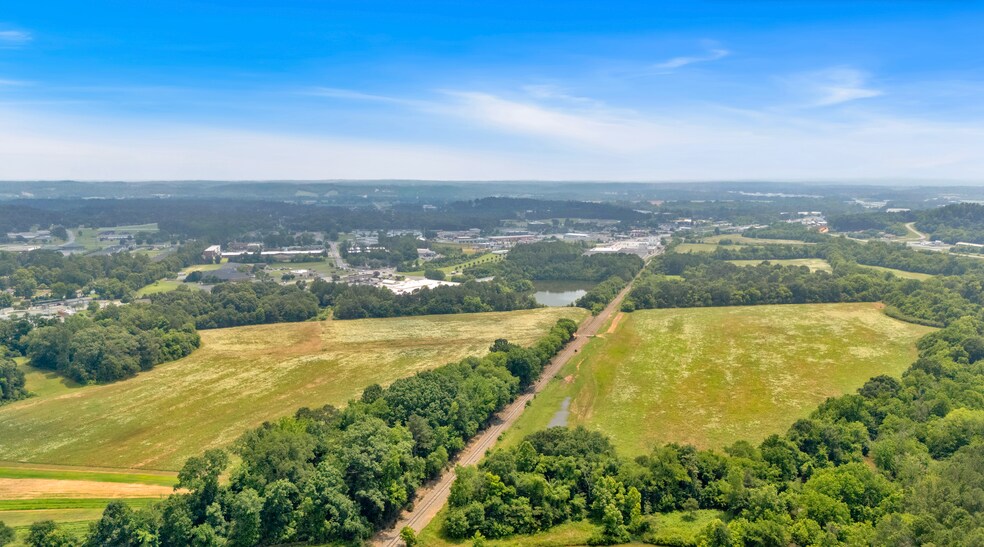 More Photos Of 815 West Avenue, Cartersville Land For Sale