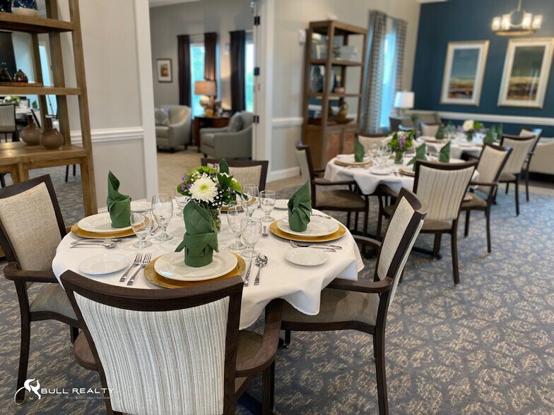 More Photos Of 233 Gilreath Rd NW, Cartersville Assisted Living For Sale