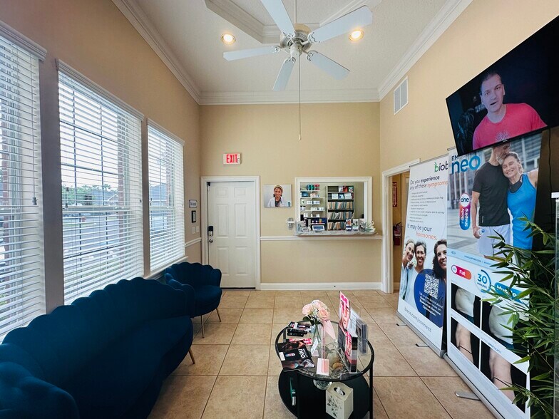 More Photos Of 305 Kingsley Lake Dr, Saint Augustine Medical For Lease