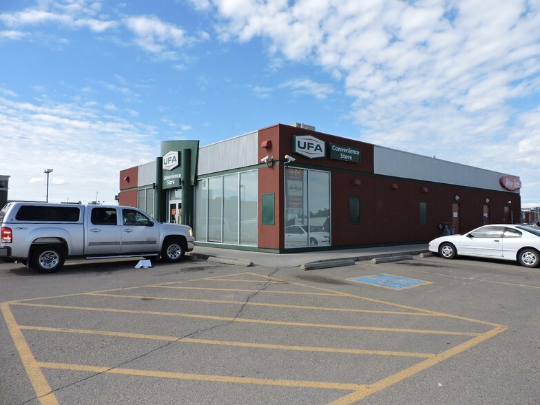 More Photos Of 41 Petrolia Dr, Red Deer Convenience Store For Lease