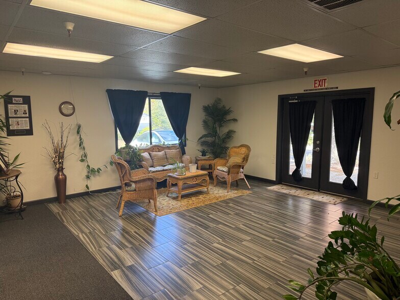 More Photos Of 6048 Enterprise Dr, Diamond Springs Flex For Sale