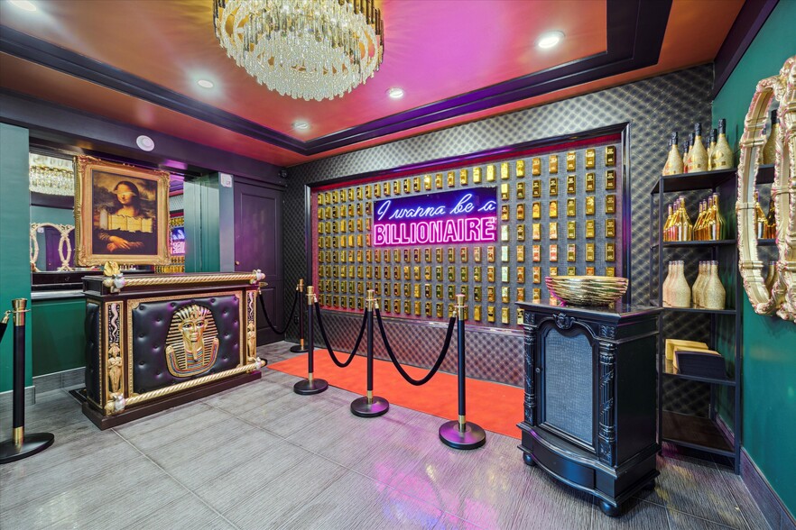 More Photos Of 2154 Bridge St, Philadelphia General Retail For Sale