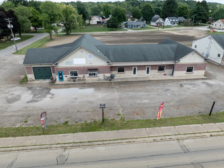 Primary Photo Of 4806 Cleveland Ave S, Canton General Retail For Sale