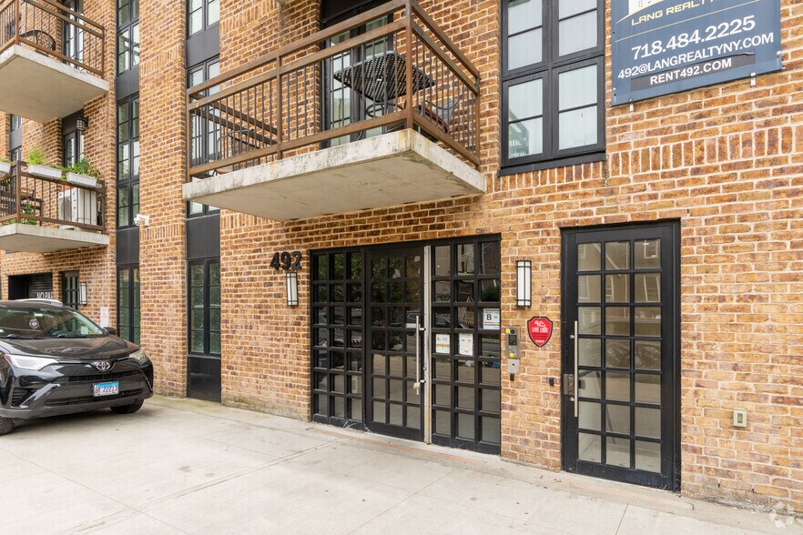 More Photos Of 490-496 Lefferts Ave, Brooklyn Apartments For Lease