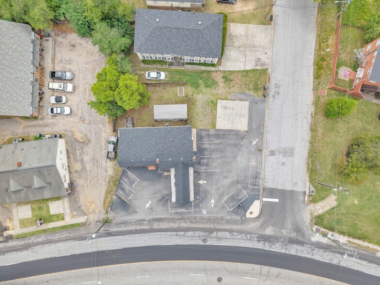 More Photos Of 1918 Central Ave, Augusta Office For Lease