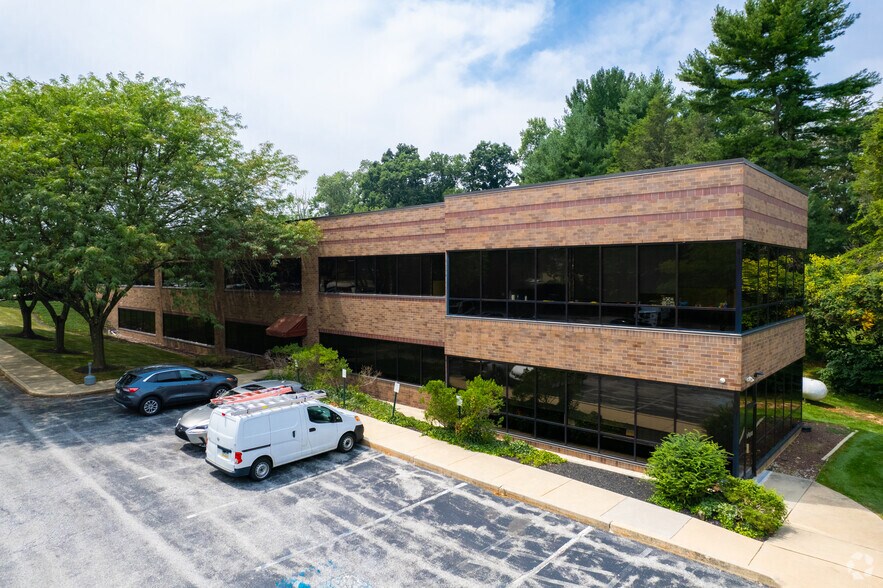 More Photos Of 415 McFarlan Rd, Kennett Square Office For Lease
