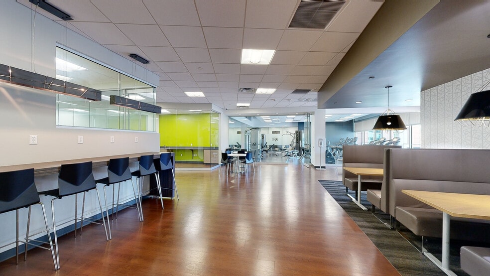 More Photos Of 6800 W 115th St, Overland Park Office For Lease