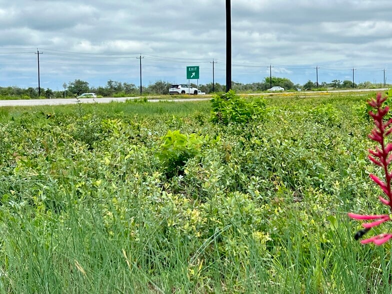 More Photos Of 1352 Lee Rd, Aransas Pass Land For Sale