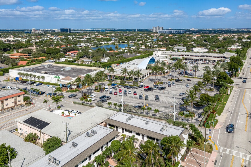 More Photos Of 4703-4763 N Ocean Dr, Sea Ranch Lakes General Retail For Lease