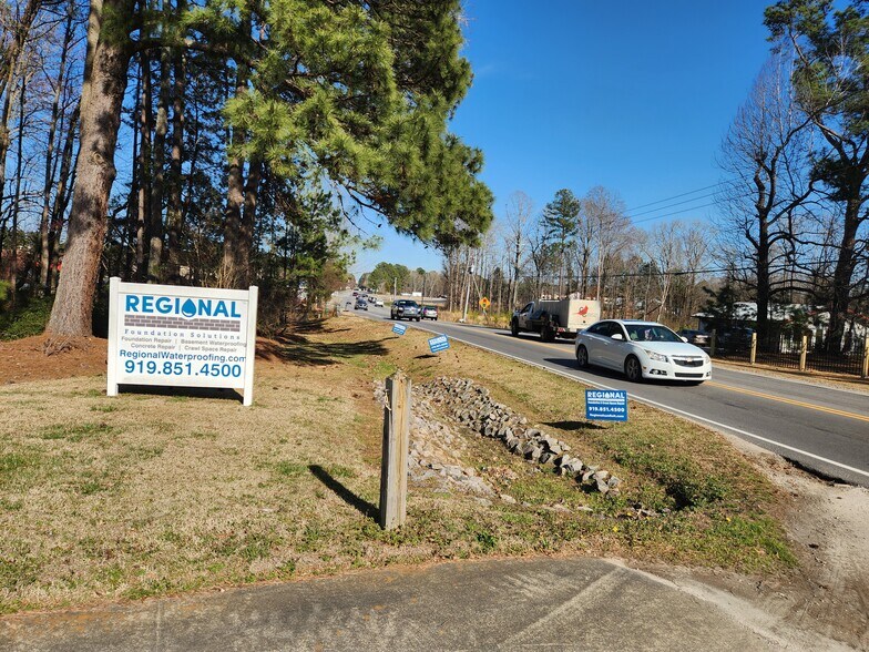 More Photos Of 721 E Gannon Ave, Zebulon Warehouse For Sale