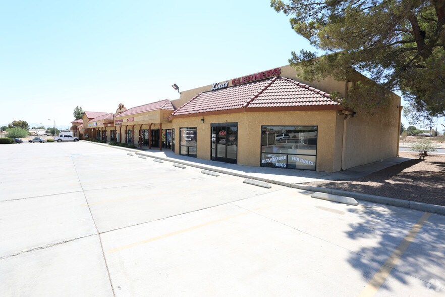Primary Photo Of 16137 Green Tree Blvd, Victorville Unknown For Lease