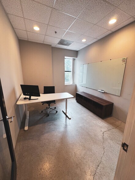 More Photos Of 53 S Main St, Alpharetta Coworking Space