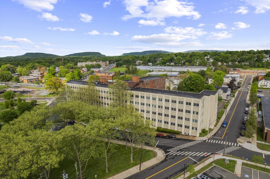 More Photos Of 71 Catlin St, Meriden Multifamily For Sale