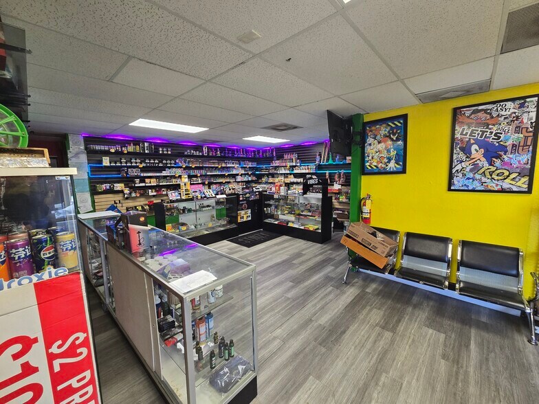 More Photos Of 2510 NW 19th St, Fort Lauderdale Freestanding For Sale