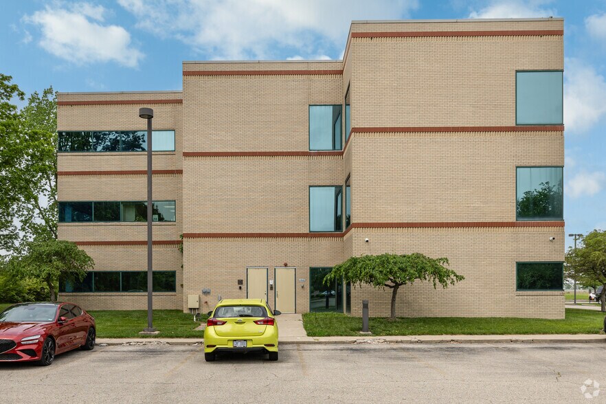 More Photos Of 303 Corporate Center Dr, Vandalia Office For Lease