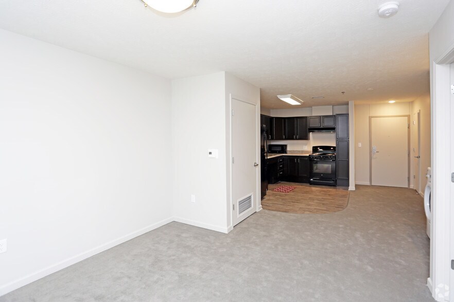 More Photos Of 25 S Linden Ave, Council Bluffs Apartments For Sale