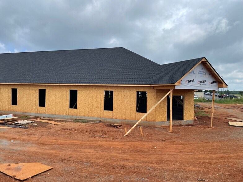 More Photos Of 156 Chesapeake Ln, Clarksville Office For Lease