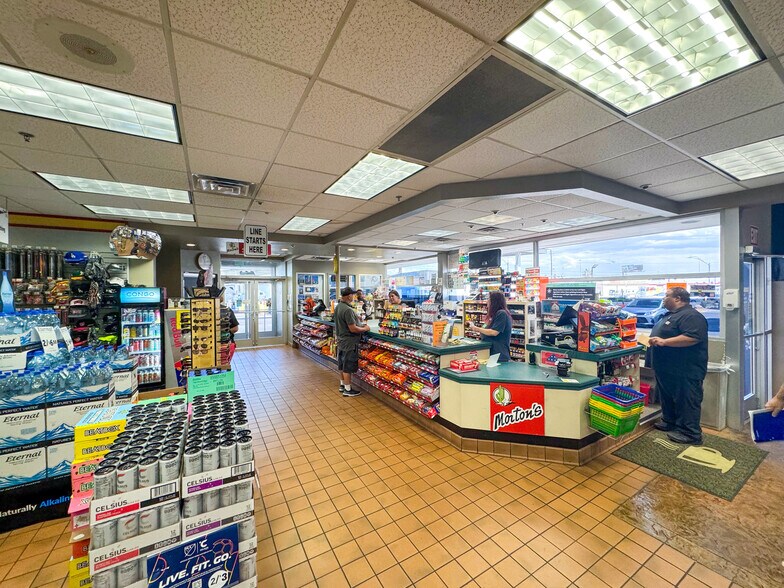 More Photos Of , North Las Vegas General Retail For Sale