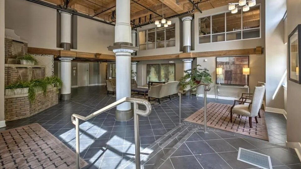 More Photos Of 408 W 8th St, Kansas City Office Residential For Sale