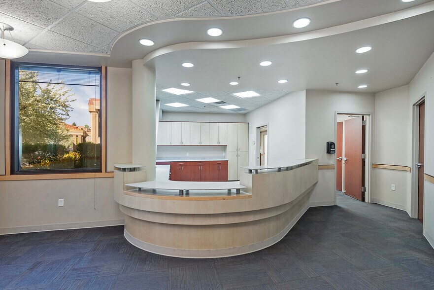 More Photos Of 320 W River Park Dr, Provo Medical For Sale