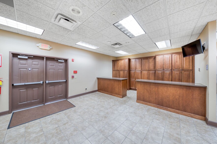 More Photos Of 1184 Davis Pl NW, Atlanta Religious Facility For Sale