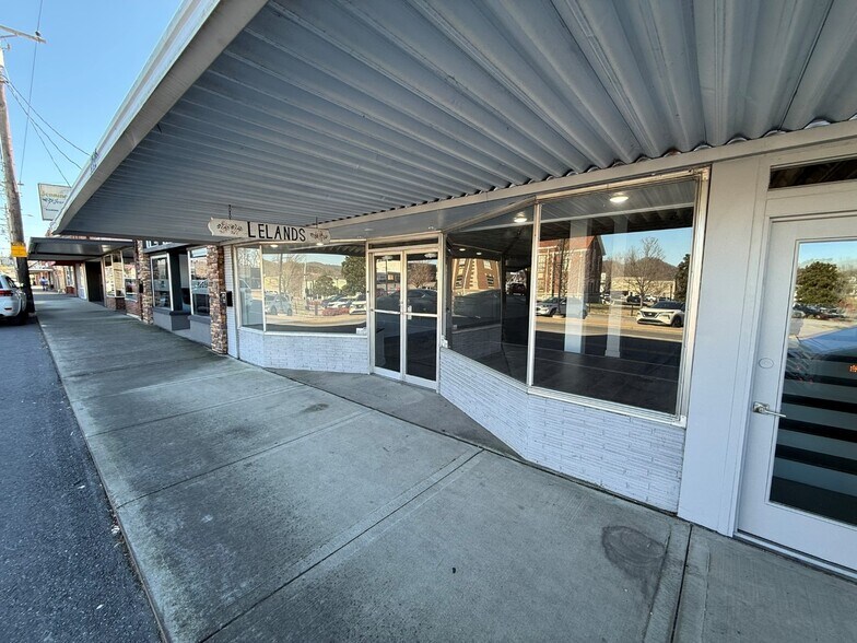 More Photos Of 221 W Main St, Woodbury General Retail For Sale