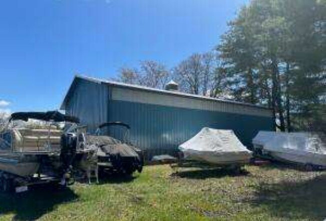 More Photos Of 643 Upper Glen St, Queensbury Freestanding For Sale