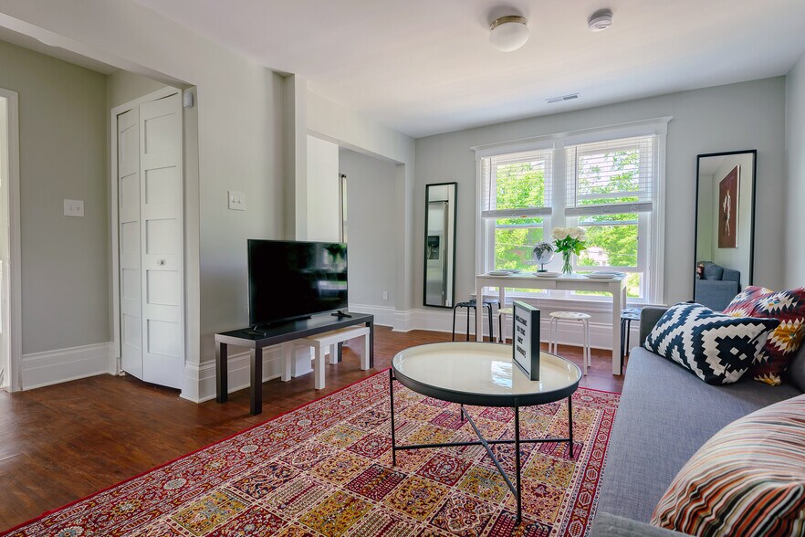 More Photos Of 8116 Kercheval St, Detroit Apartments For Sale