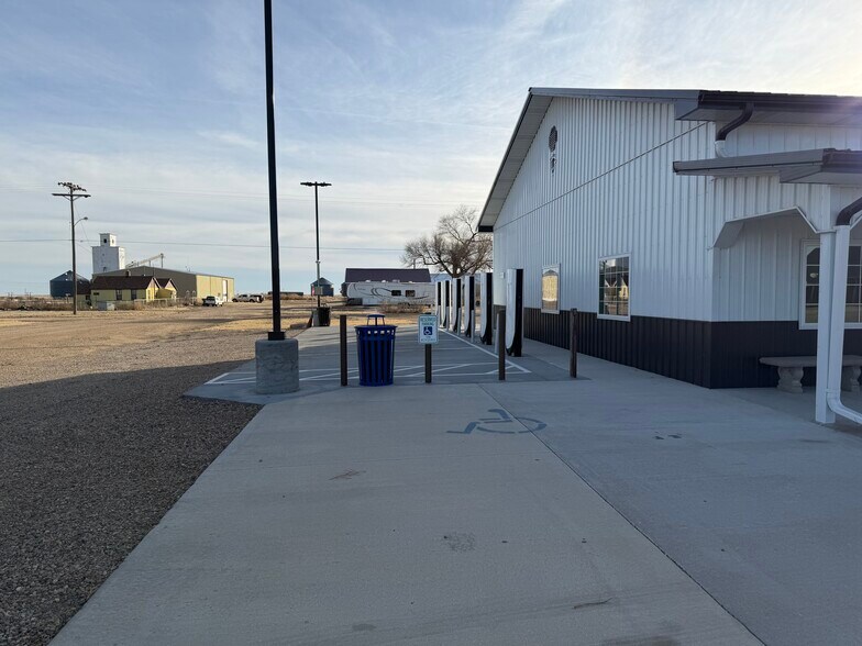 More Photos Of 103 E US Highway 287, Kit Carson Office For Lease