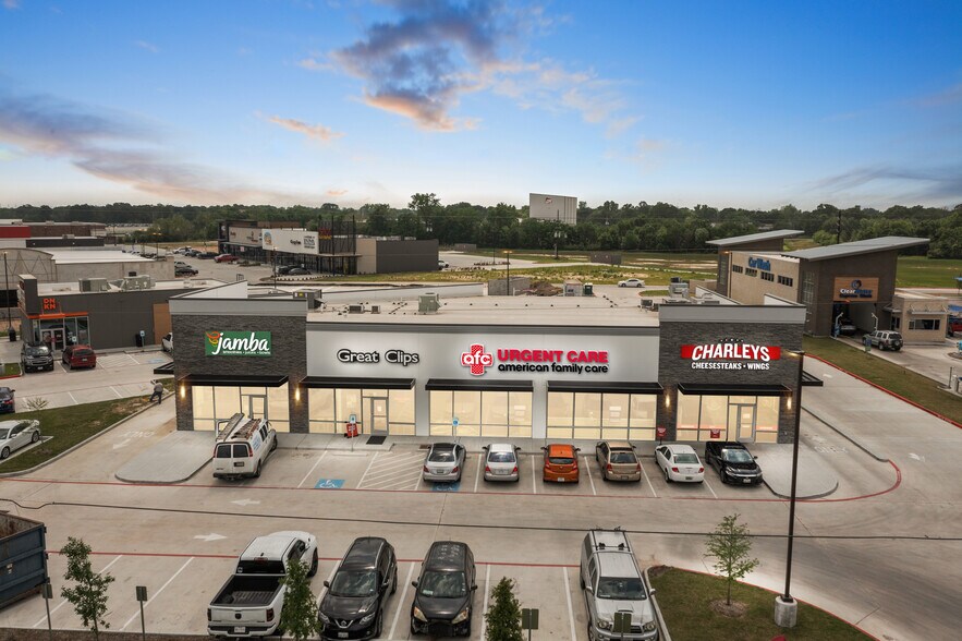 More Photos Of 6405 West Rd, Houston Freestanding For Lease