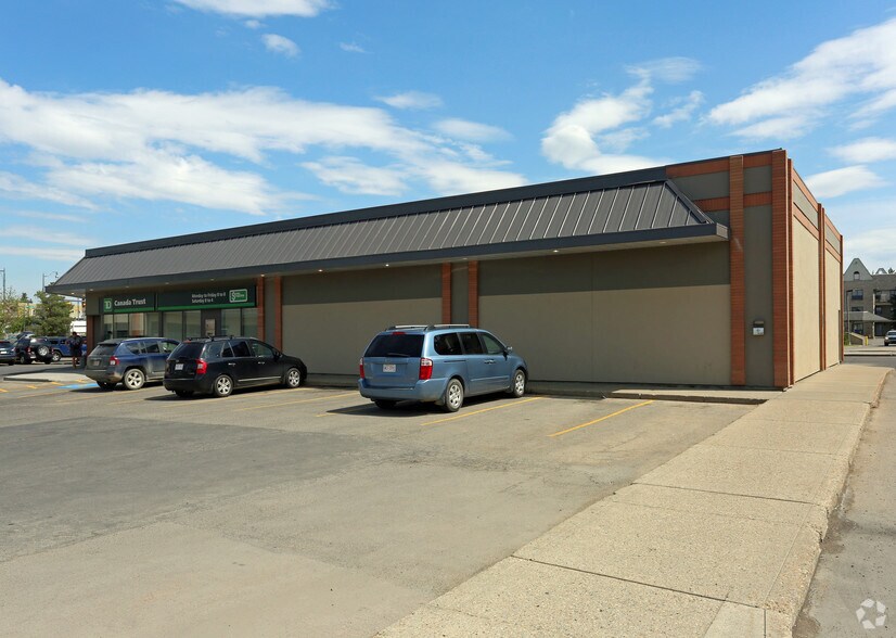 More Photos Of 14941 Stony Plain Rd NW, Edmonton Bank For Lease
