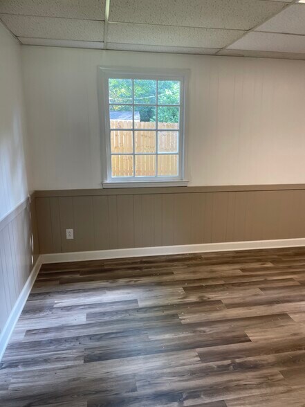 More Photos Of 30 W Liberty St, York Office For Lease