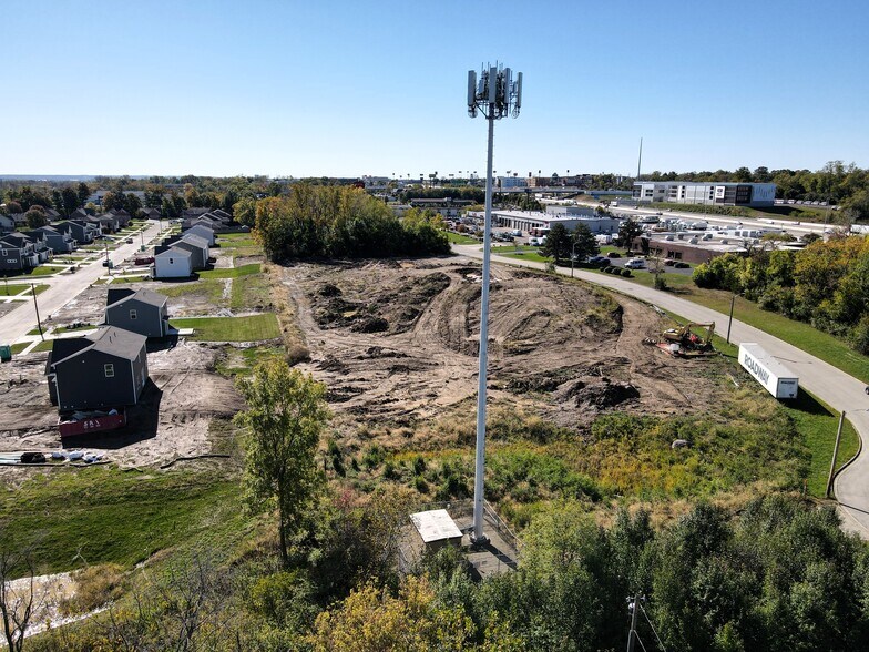 More Photos Of 7825 Poe Ave, Dayton Land For Lease