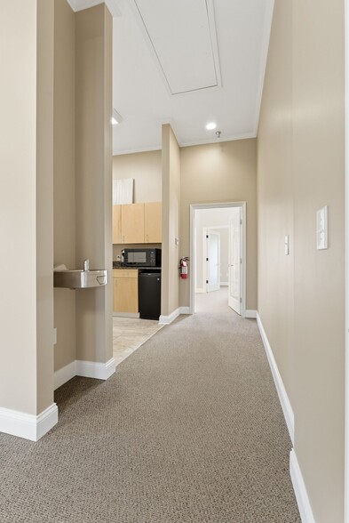 More Photos Of 311 S Royal Oaks Blvd, Franklin Medical For Sale